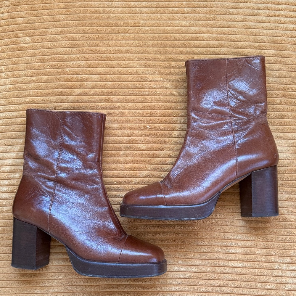 Boho Chestnut Brown Faux Leather 70s Platform Ankle Boots US Size 6